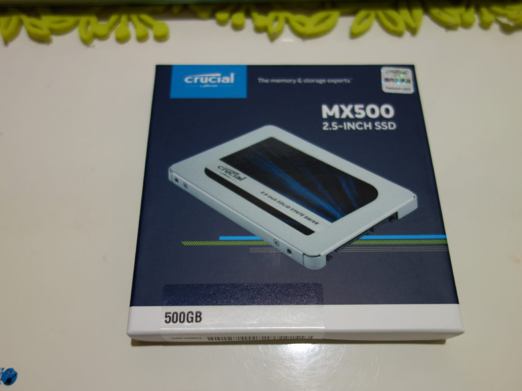 Crucial SSD 250GB 7mm / 2.5インチ MX500シリーズ SATA3.0 9.5mmアダプター付 CT250MX500SSD1/JP